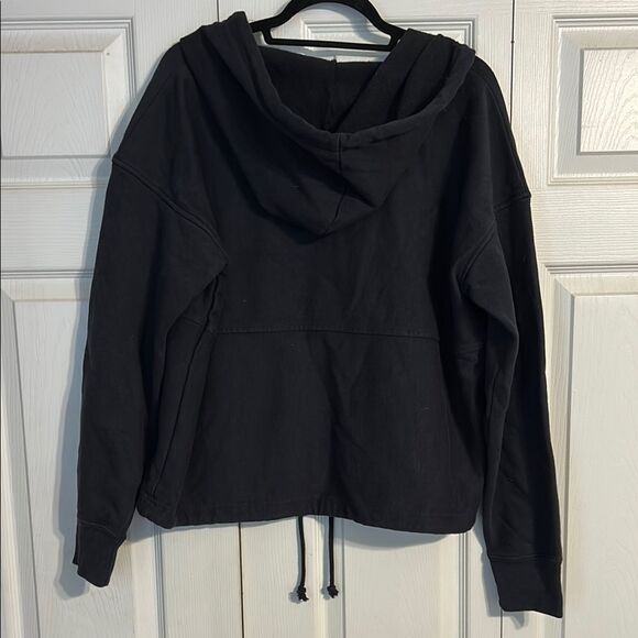 CHAMPION Size Large NWT Black Classic Crew Neck Sweatshirt Reverse Weave Cropped - Picture 8 of 11